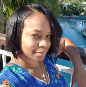 Meet your Posher, Latasha